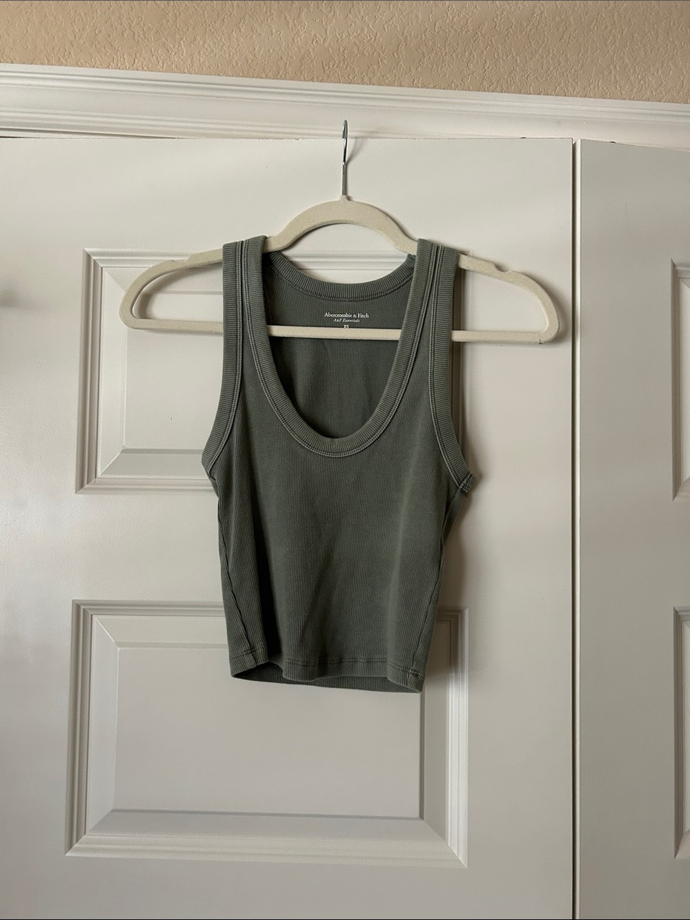 Womens ribbed top